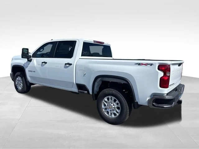 New 2026 Summit White Chevrolet WT image 3