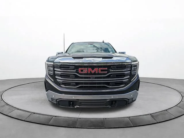 2026 GMC Sierra 1500 SLT - Photo 9