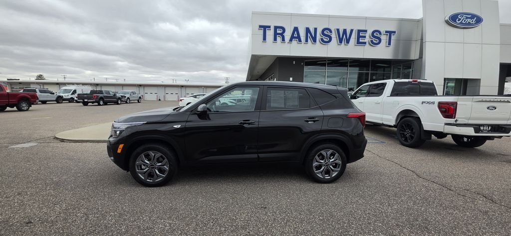Used 2026 Black Kia LX image 2