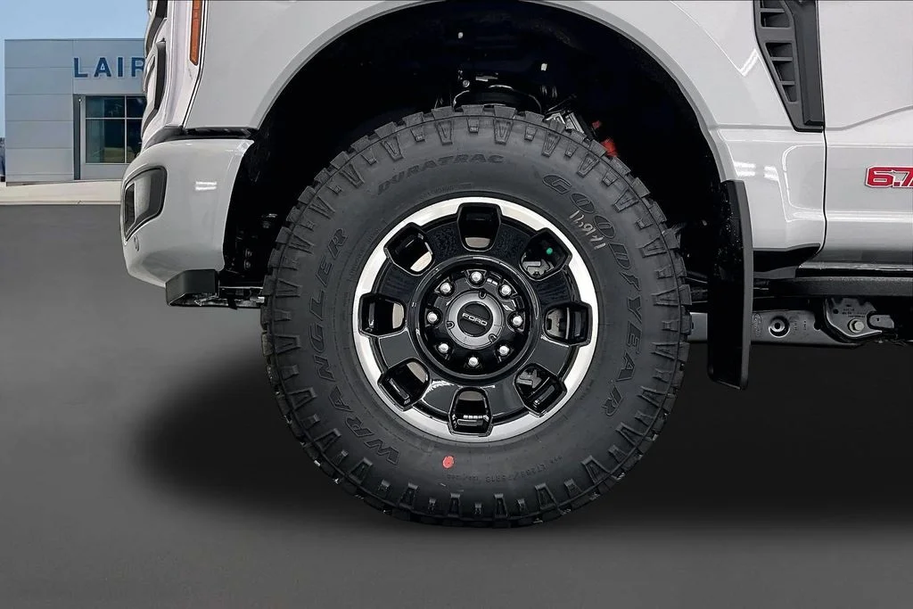 New 2026 Avalanche Ford F-250® Platinum® image 13