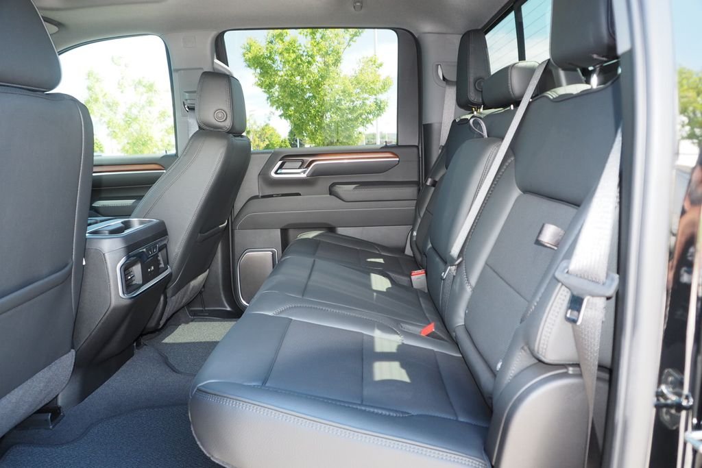2026 GMC Sierra 3500HD Denali - Photo 16