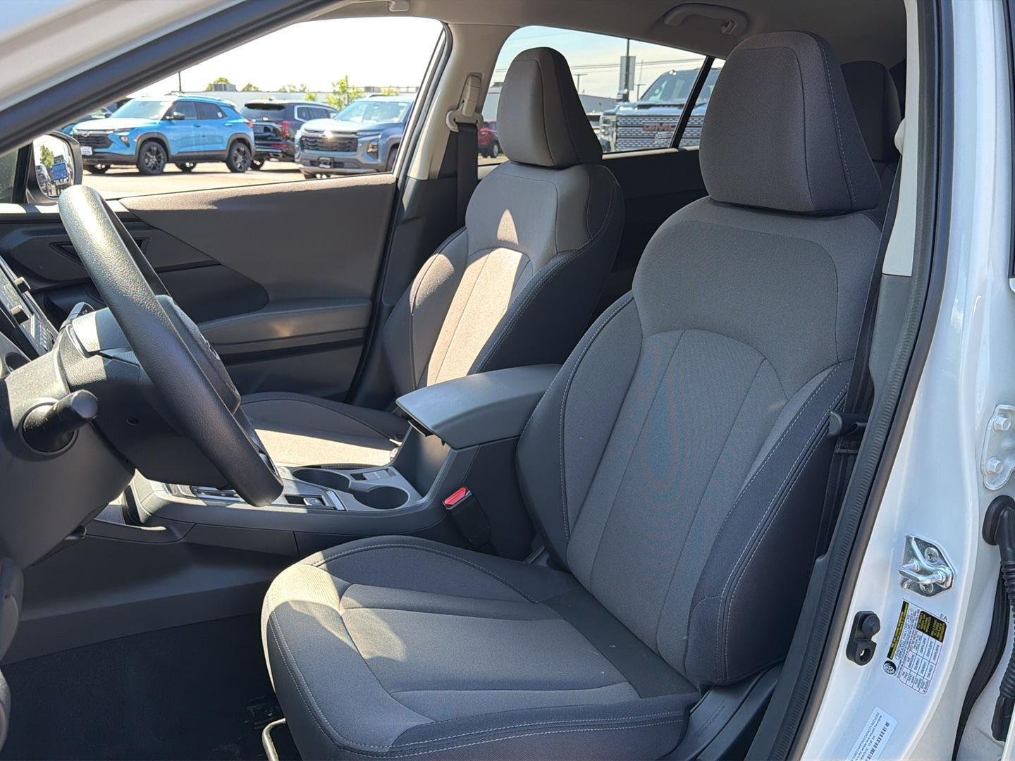 Used 2025 Crystal White Pearl Subaru Base image 3