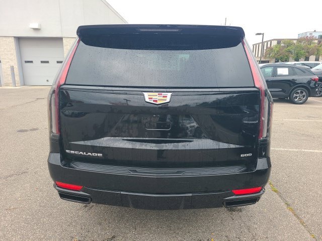 Used 2021 Black Cadillac Sport Platinum image 9