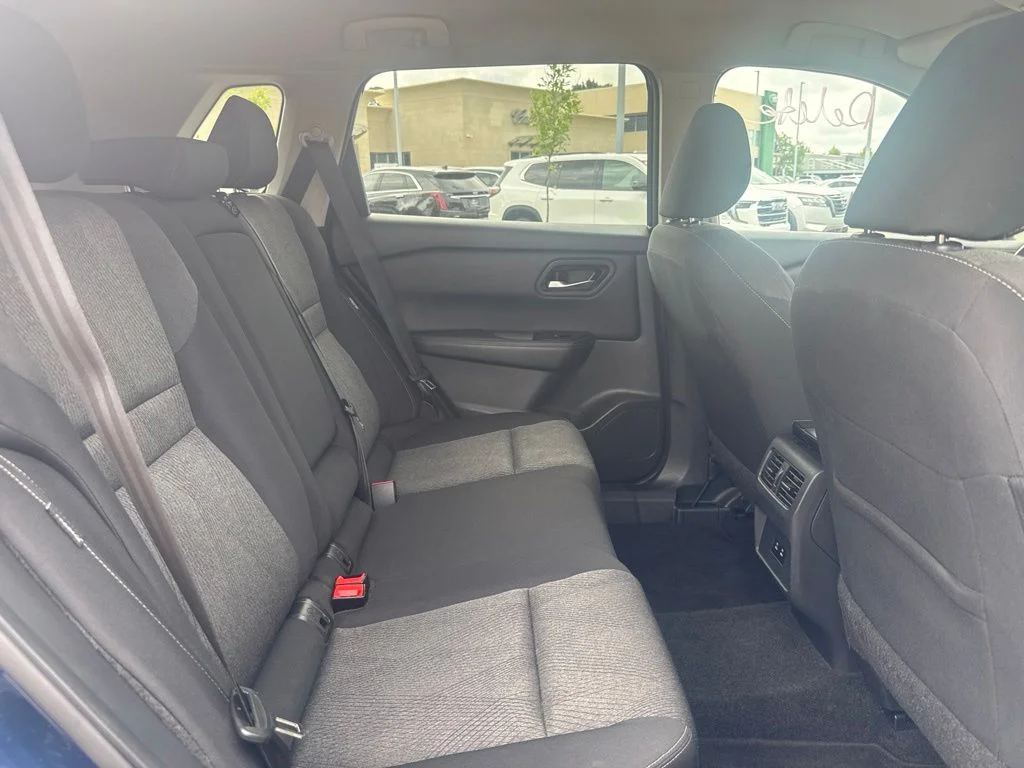 Used 2024 Deep Ocean Blue Pearl Nissan SV image 17