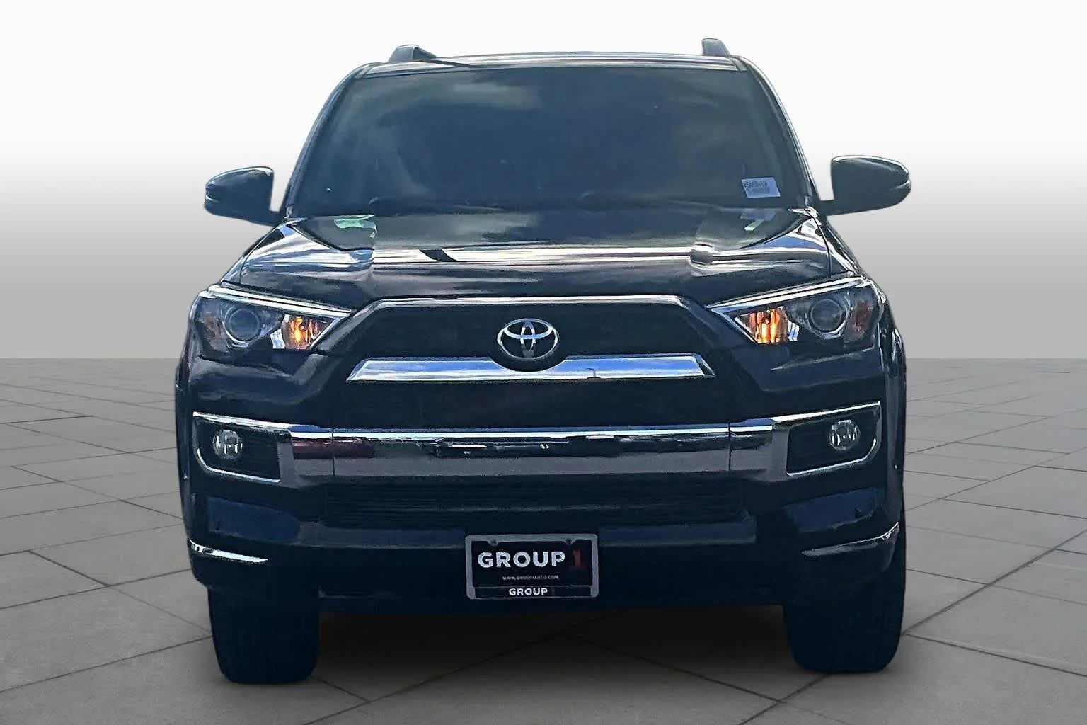 Used 2019 Midnight Black Metallic Toyota Limited image 4