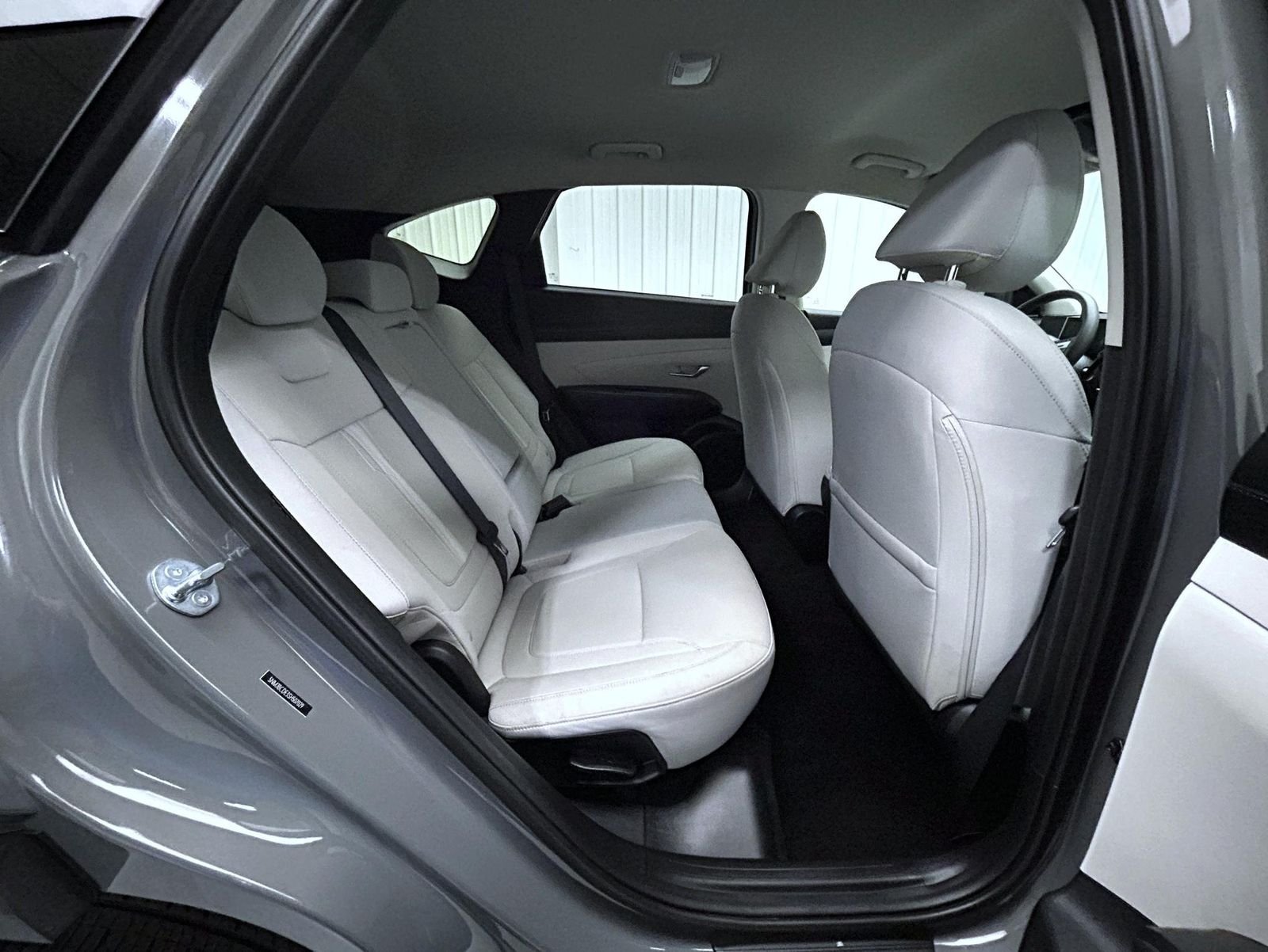 Used 2025 Gray Hyundai SEL image 18