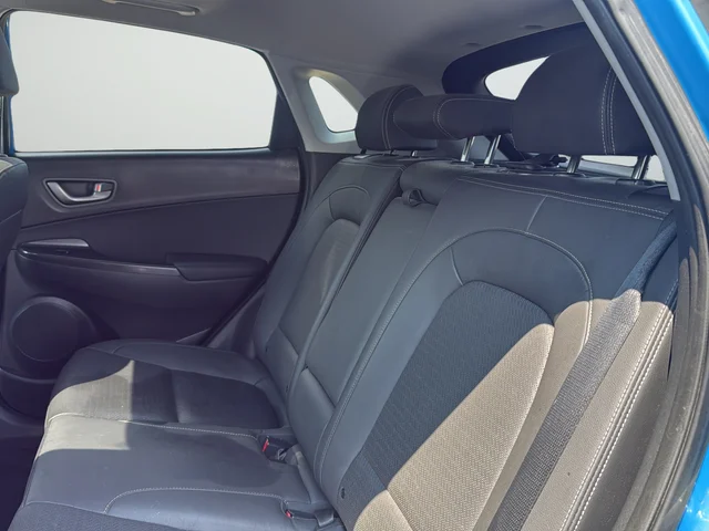 Used 2019 Blue Hyundai Ultimate image 26