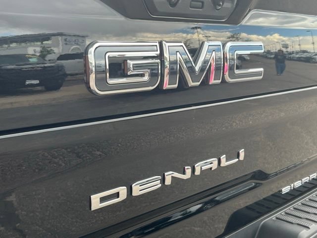 Used 2026 Onyx Black GMC Denali Ultimate image 22