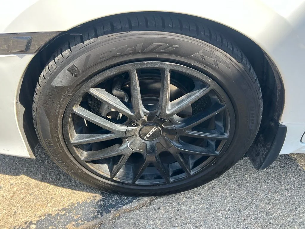 Used 2018 Taffeta White Honda LX image 31