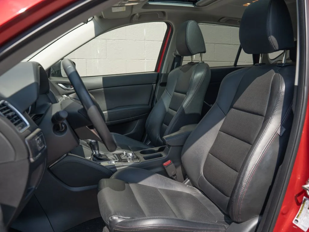 Used 2016 Red Mazda Grand Touring image 5