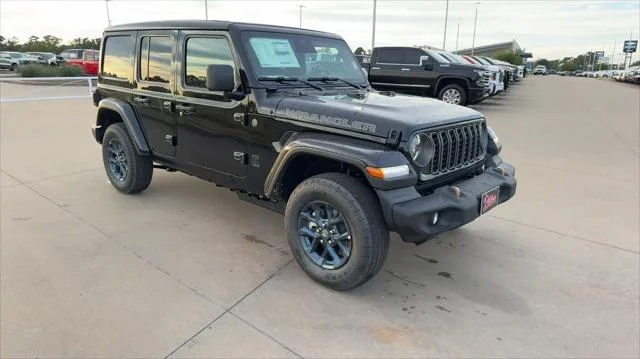 New 2026 Black Clear-Coat Exterior Paint Jeep 85th Anniversary Edition image 3
