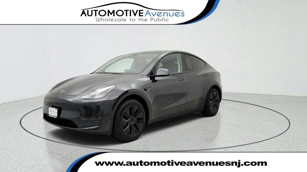 2025 Tesla Model Y