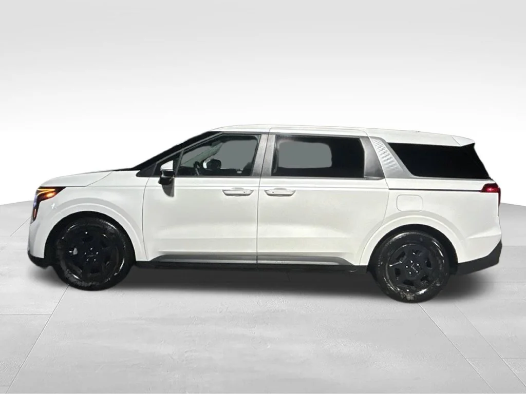 Used 2026 White Kia LX image 2