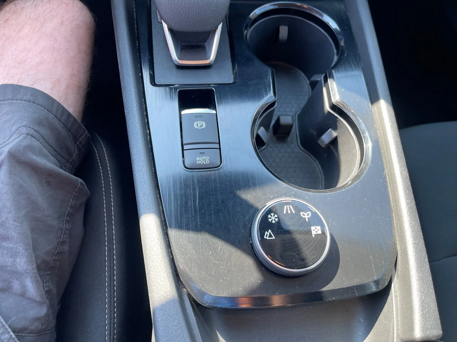 Used 2023 Gray Nissan S image 23