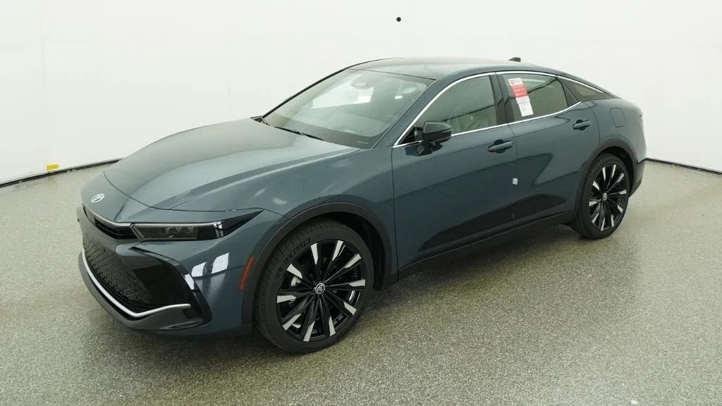 New 2026 Storm Cloud  Toyota Platinum image 31