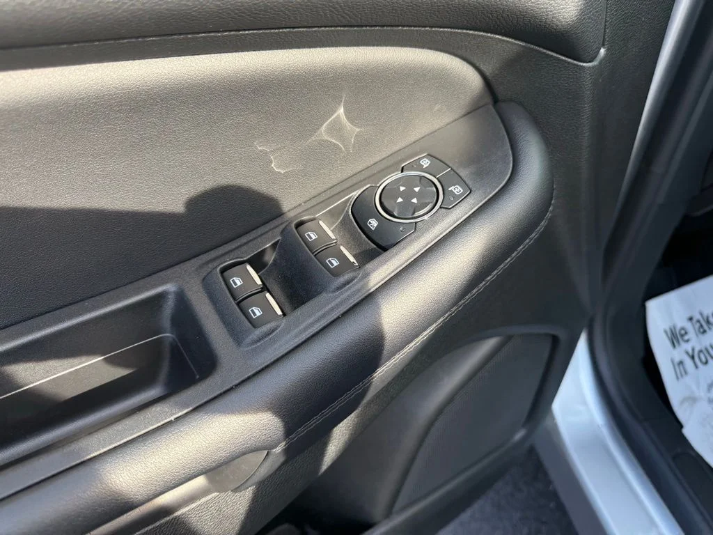 Used 2023 Silver Ford SEL image 15