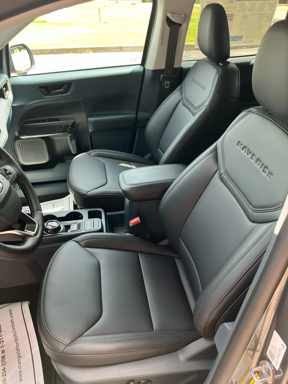 New 2026 Carbonized Gray Metallic Ford LARIAT image 10