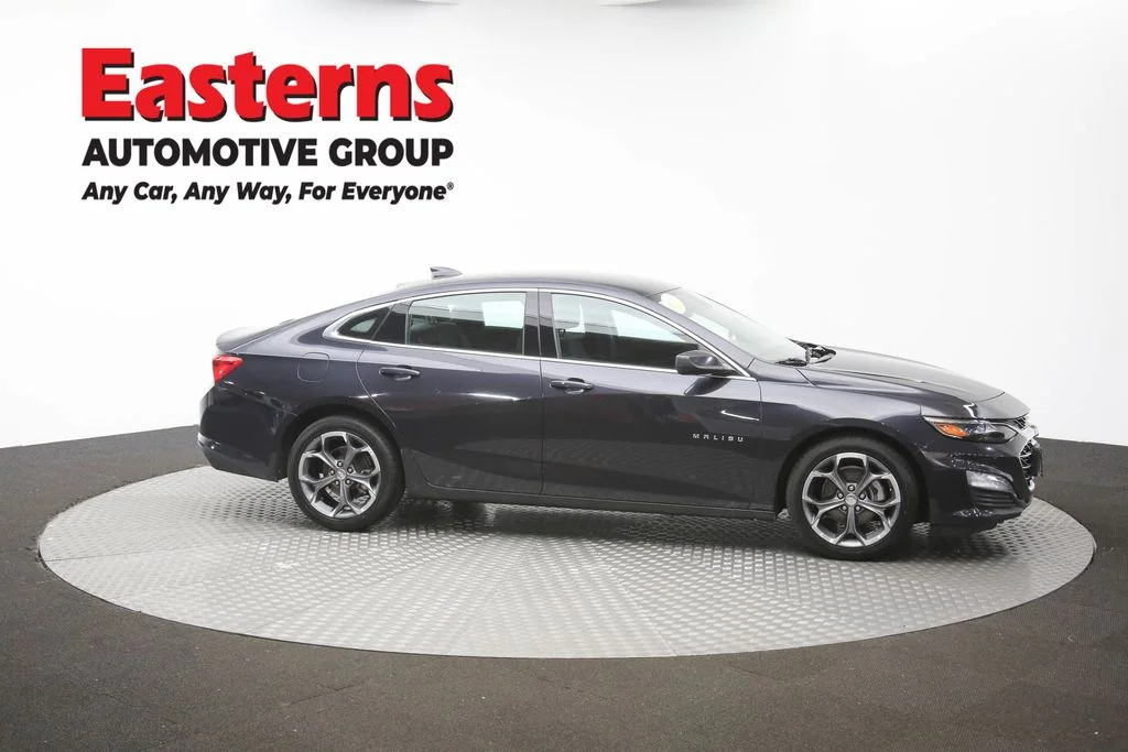 Used 2023 Gray Chevrolet LT image 41