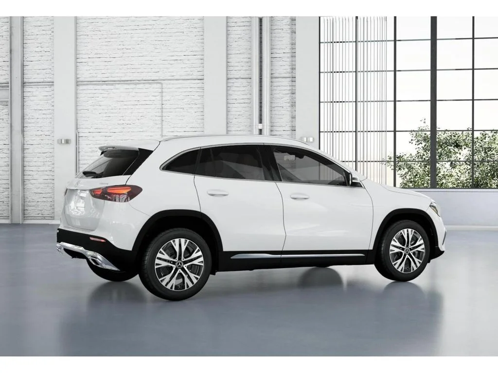 New 2026 White Mercedes-Benz GLA 250 image 19