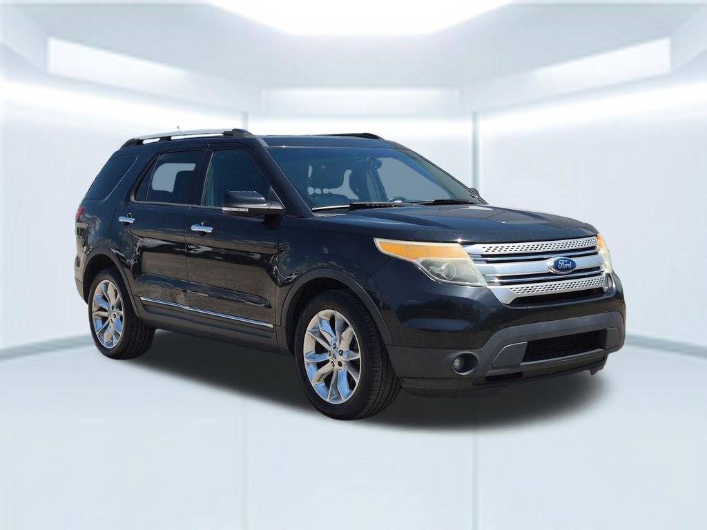 Used 2013 Black Ford XLT image 8