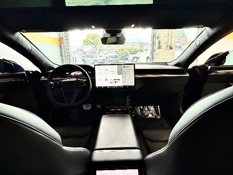 Used 2022 Solid Black Tesla Plaid image 15