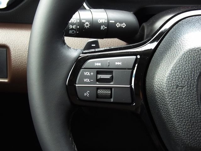 New 2026 Platinum White Pearl Honda Touring image 30