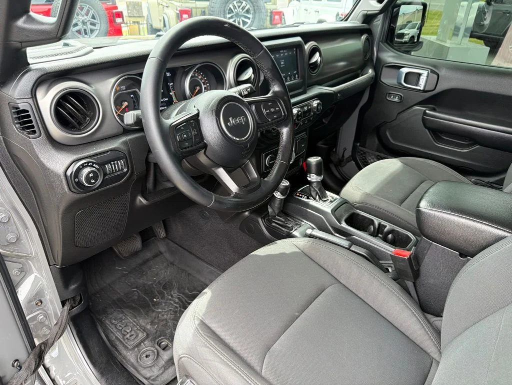 Used 2021 Gray Jeep Sport image 29