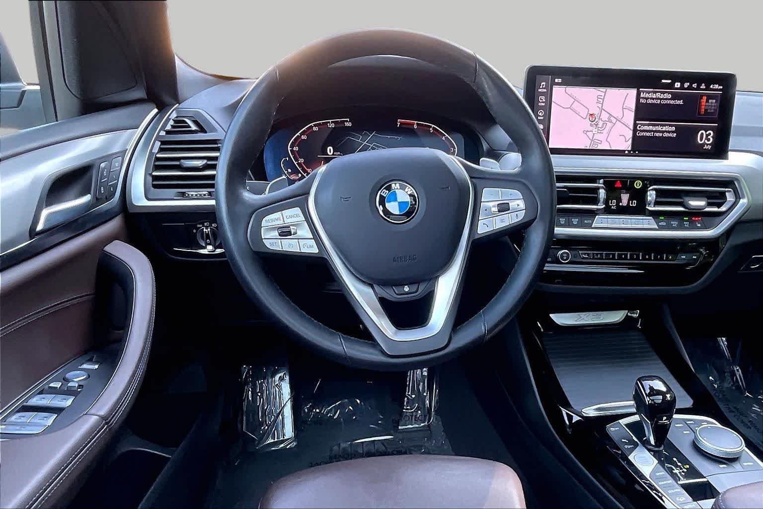 Used 2022 Mineral White Metallic BMW xDrive30i image 5