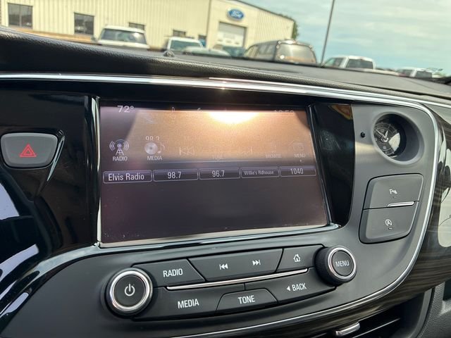 Used 2019 Black Buick Essence image 26