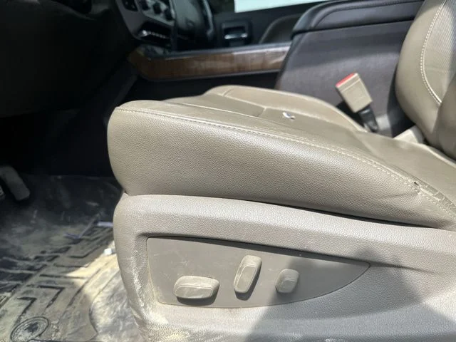 Used 2017 Red GMC SLT image 18