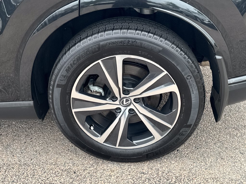 Used 2024 Black Lexus 350 Premium image 40