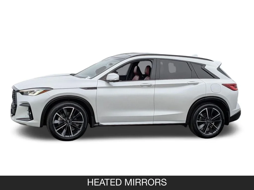 Used 2023 White INFINITI SPORT image 5