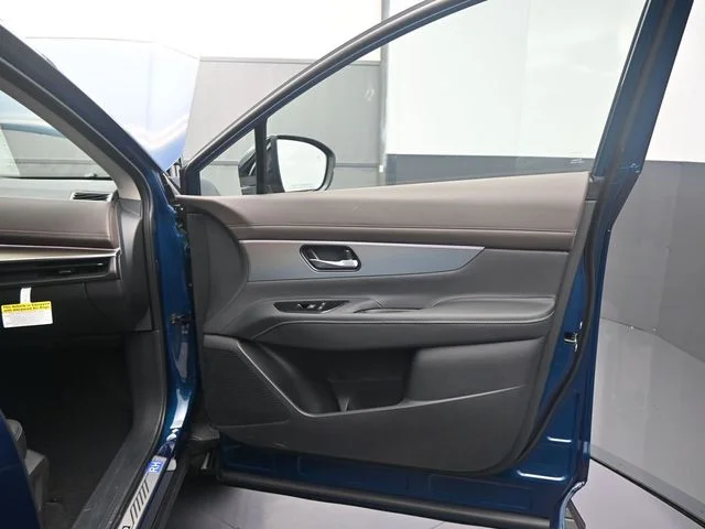 New 2026 Aurora Blue Pearl Metallic Nissan Platinum image 18