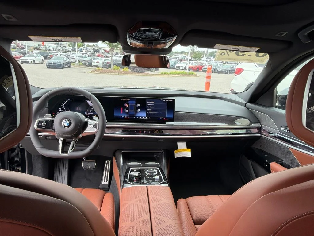 New 2026 Black Sapphire Metallic BMW 760i xDrive image 26