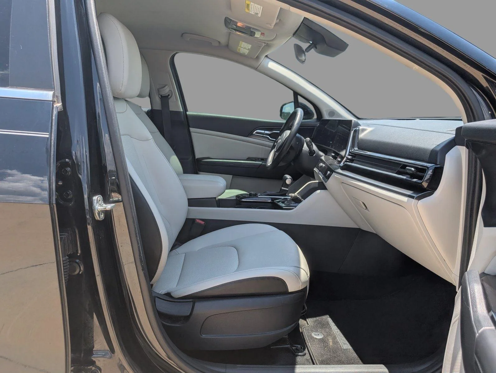 Used 2023 Ebony Black Kia EX image 20