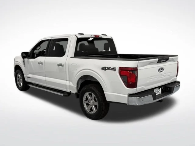 Used 2024 White Ford XLT image 6