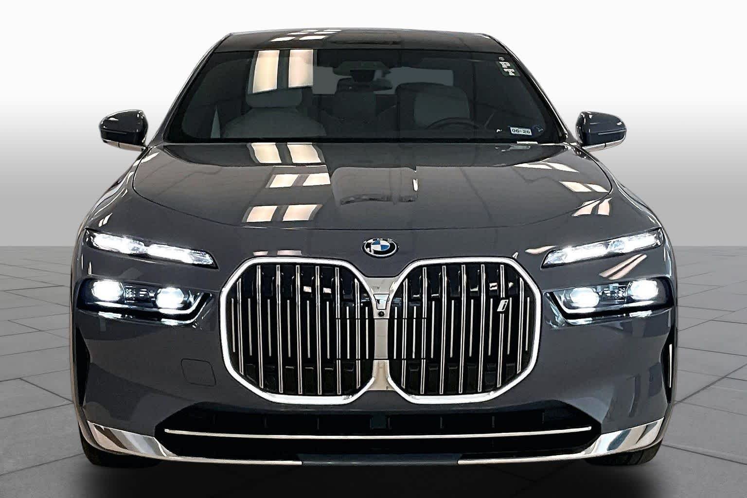 Used 2024 Sparkling Copper Metallic BMW xDrive60 image 3