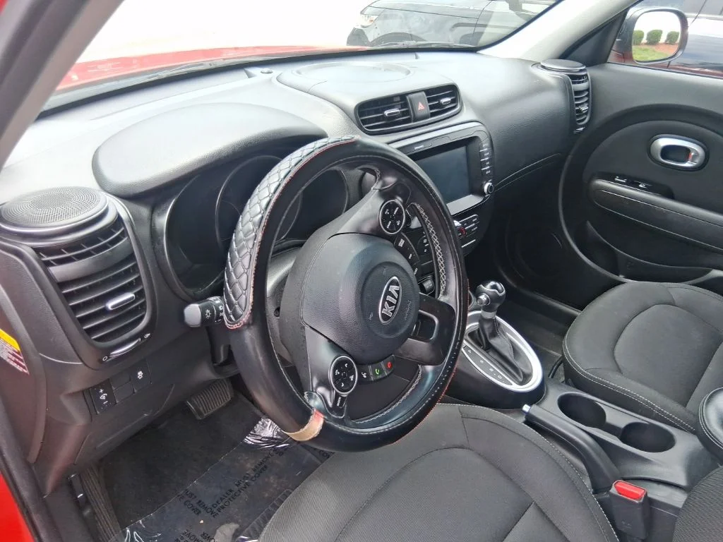 Used 2019 Red Kia Plus image 12