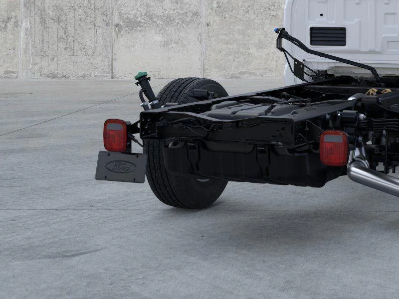 2026 Ford F-350 Super Duty Chassis Cab XLT - Photo 21
