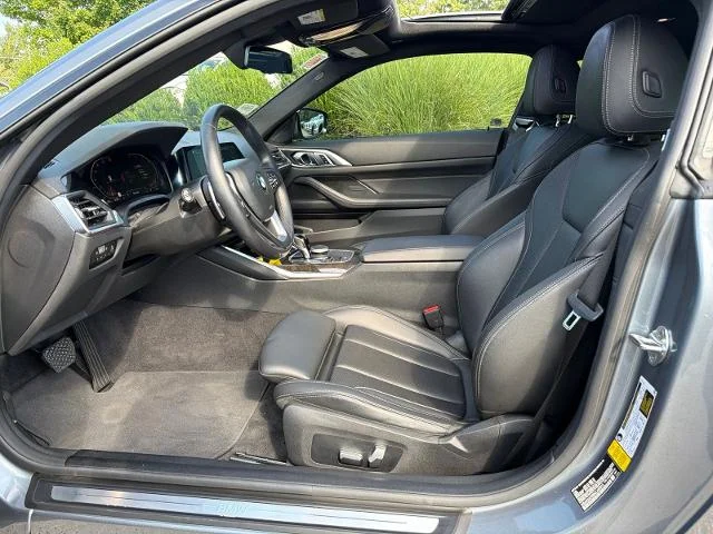 Used 2022 Gray BMW  image 9