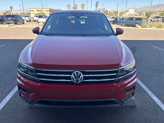 Used 2018 Orange Volkswagen 2.0T SEL Premium image 5