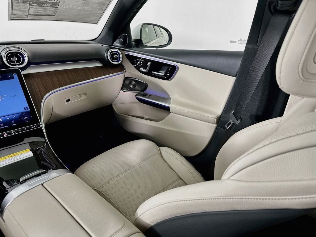 New 2026 Polar White Mercedes-Benz C 300 image 25