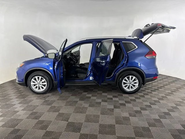 Used 2020 Blue Nissan SV image 9