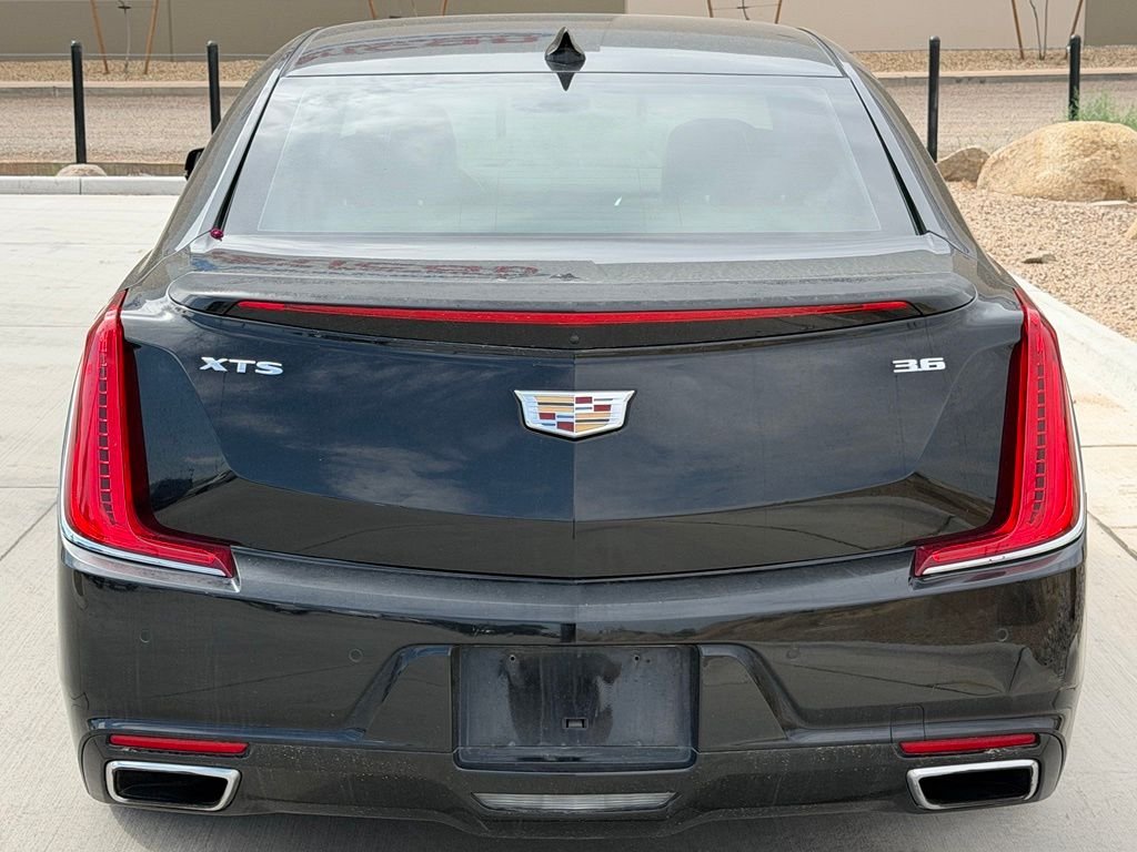 Used 2018 Black Cadillac Luxury image 5