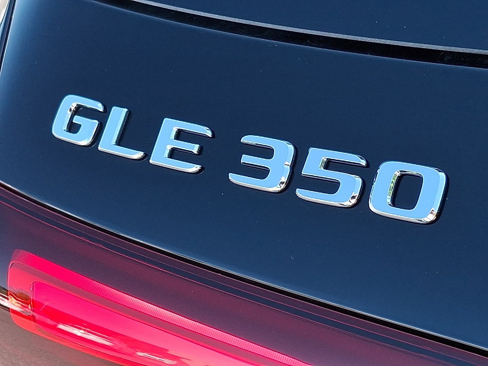 Used 2026 Black Mercedes-Benz GLE 350 image 18