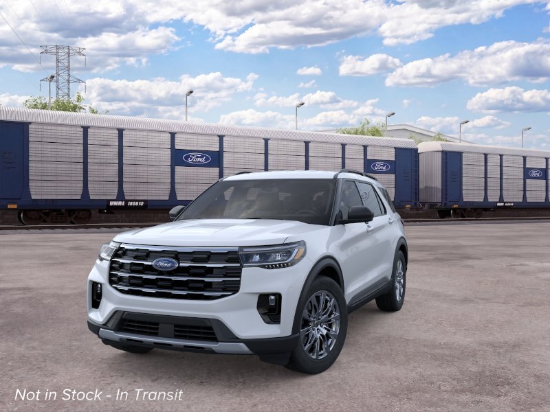 New 2026 Space White Metallic Ford Active image 3