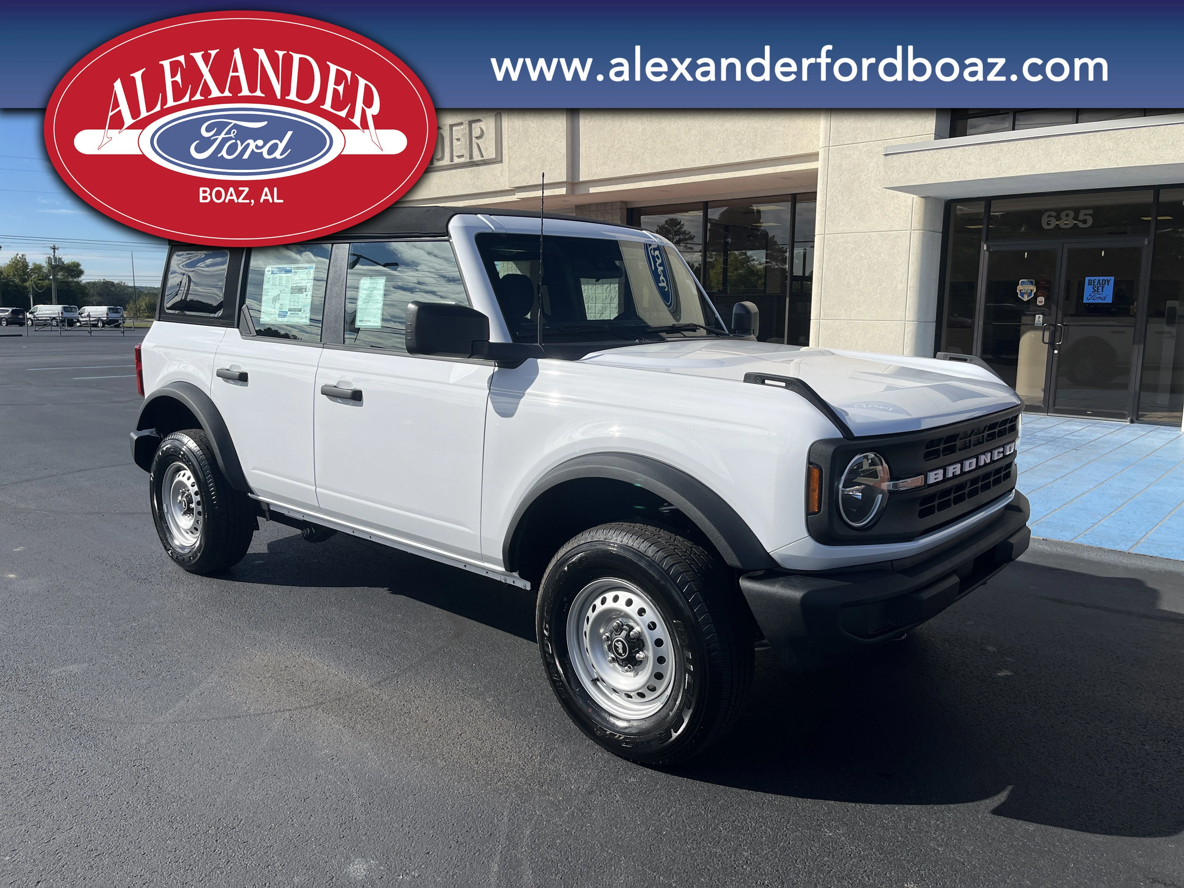 New 2025 Oxford White Ford Base image 3