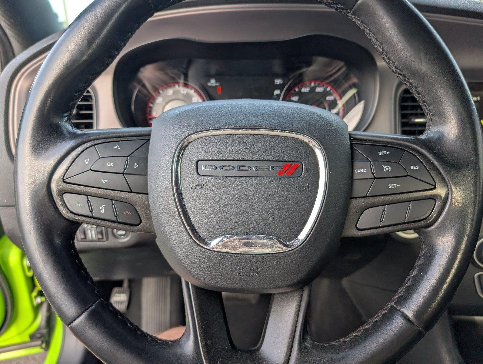 Used 2023 Sublime Metallic Clearcoat Dodge SXT image 25