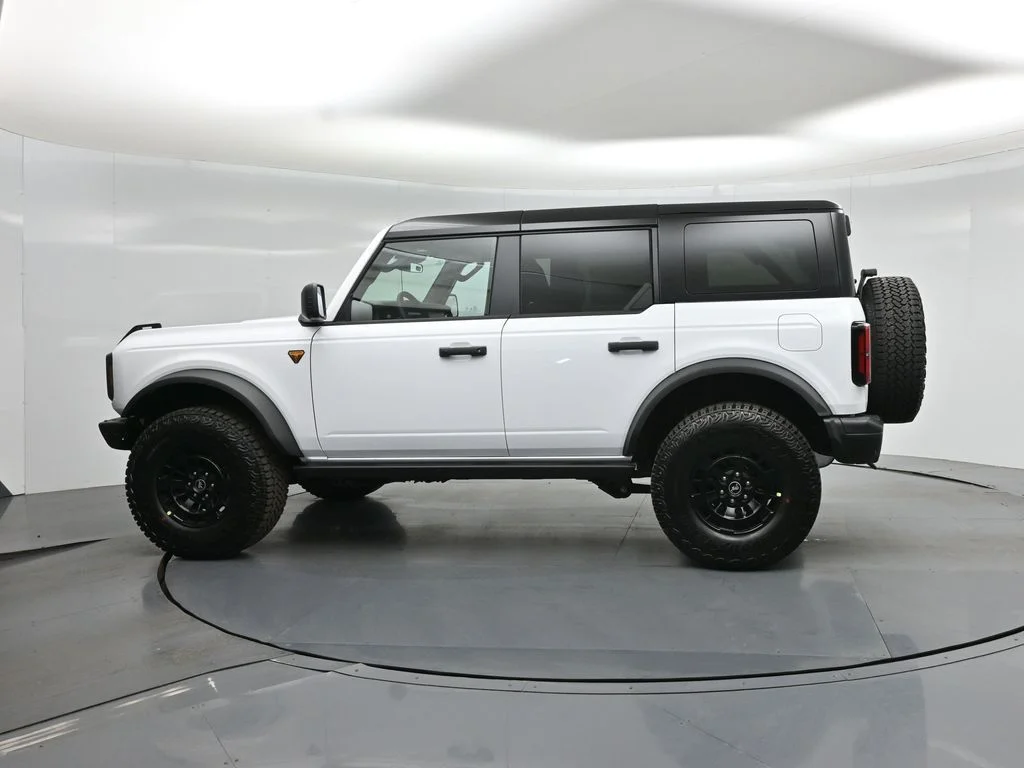 New 2026 White Ford Badlands image 25