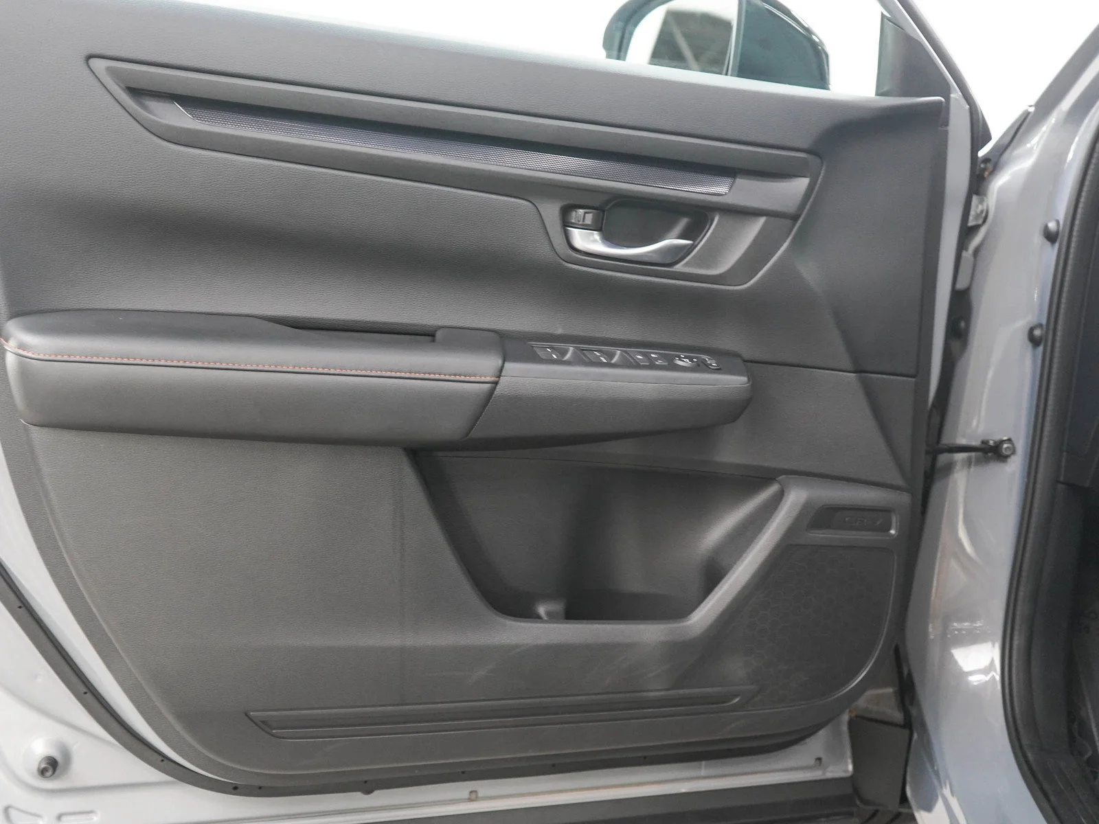 Used 2024  Honda 5D WAGON HYBRID SPORT AWD image 18